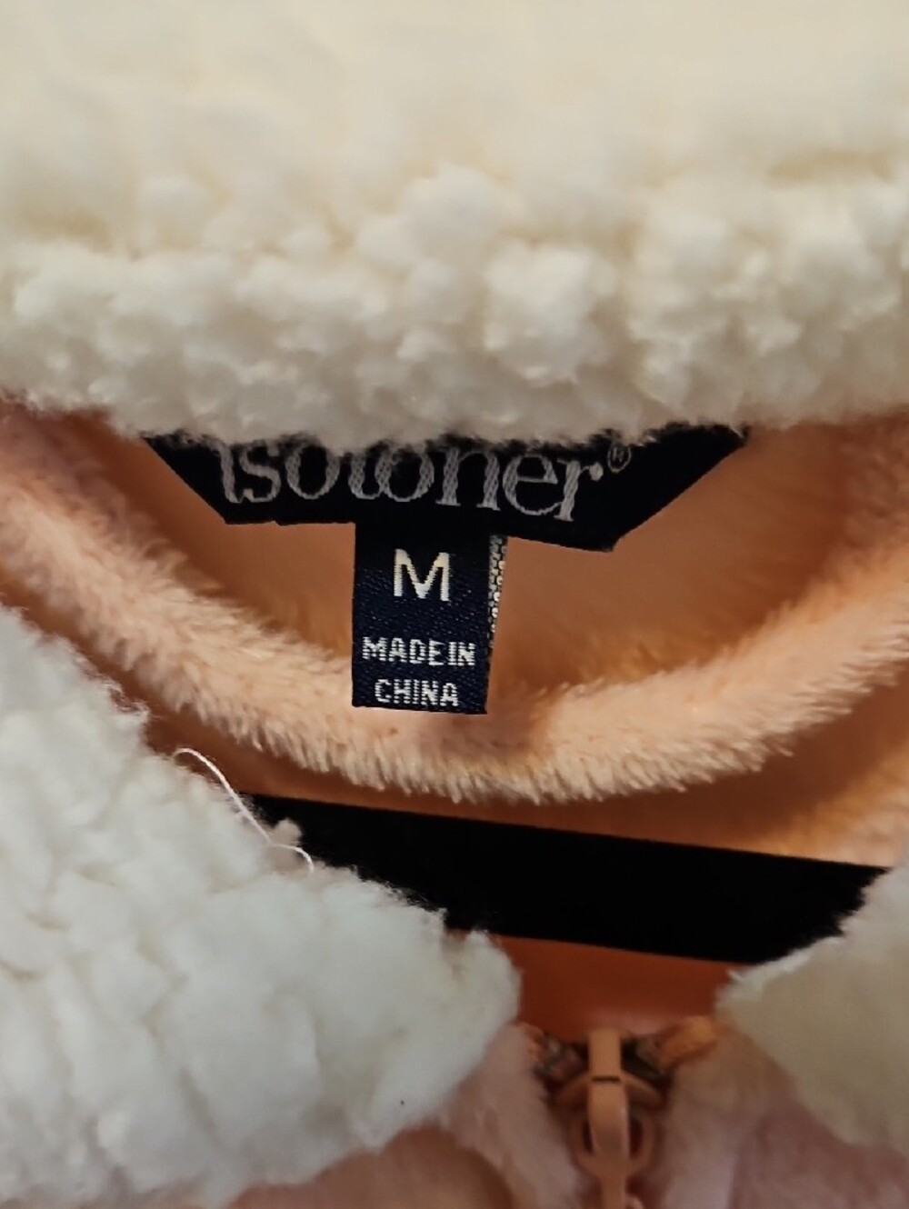Isotoner Pink Robe Size Medium - Picture 8 of 9